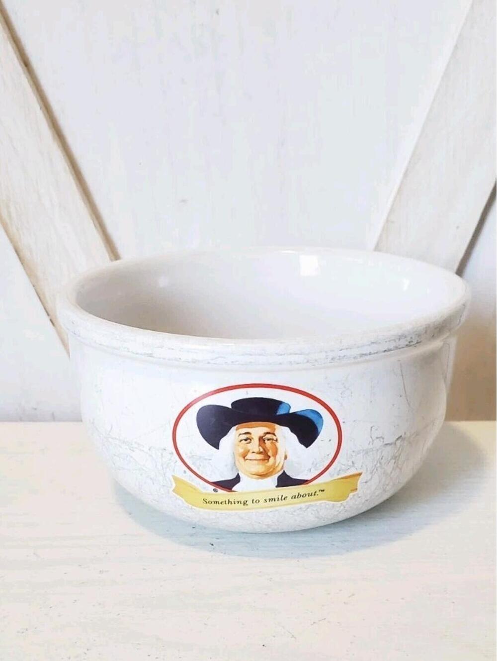 VINTAGE Quaker Oats Cereal Oatmeal Bowl, "Something to smile about.“  2005 Crock